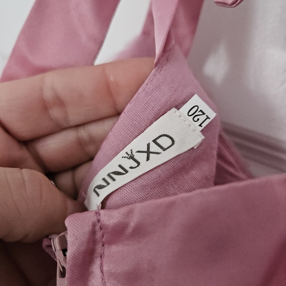 Elegant Pink Tulle Kids Dress with Bow Straps - Picture 3 of 3